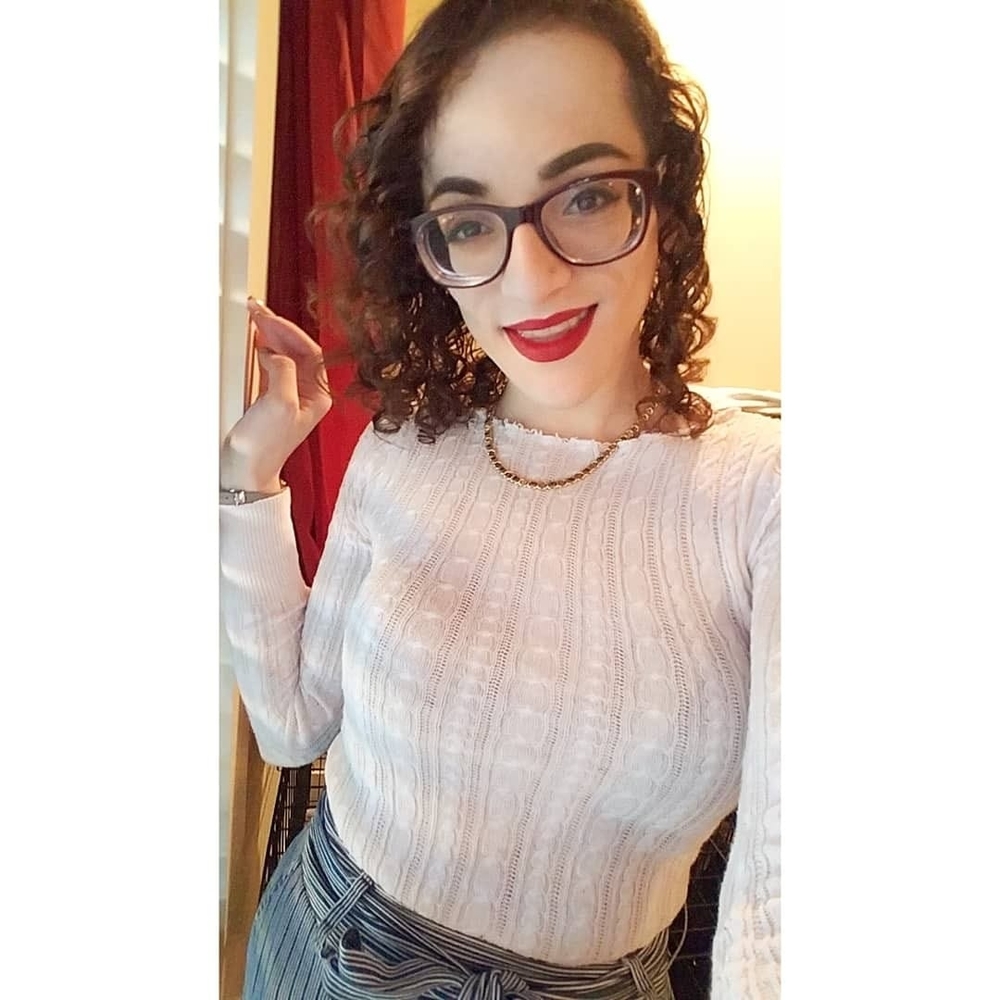 Meet your Posher, Leslie